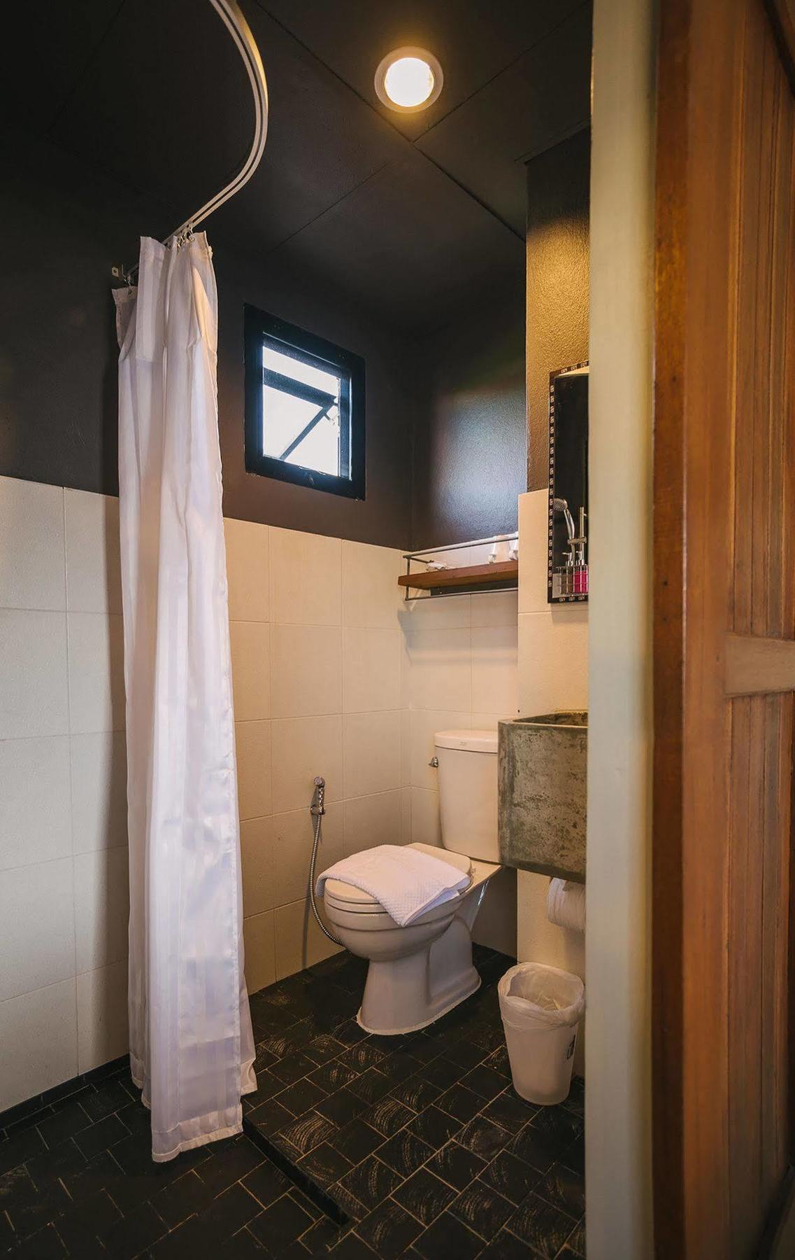 Cozy Inn Chiang Mai Exterior photo